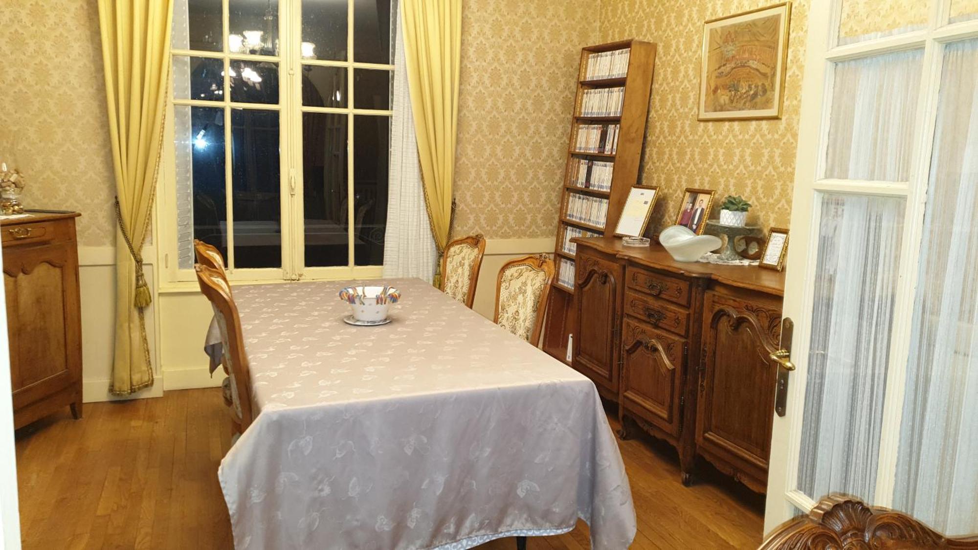 Les Chambres Chez David Riom Exterior photo